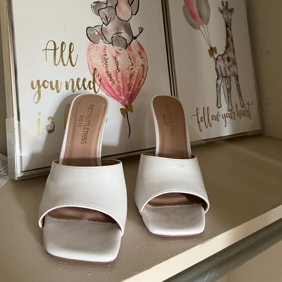 white heels - Picture 2 of 3